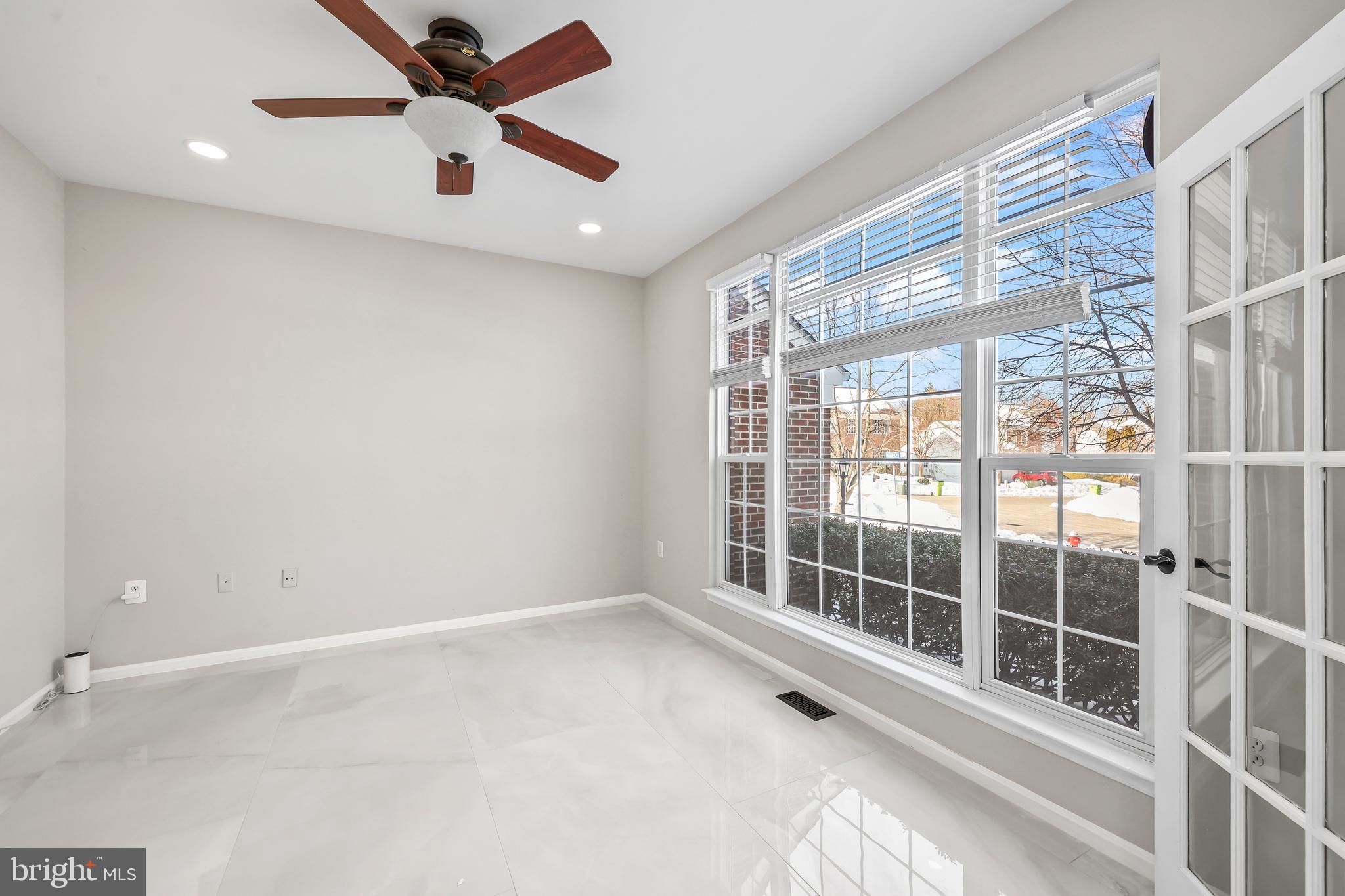 POTOMAC STATION - Residential