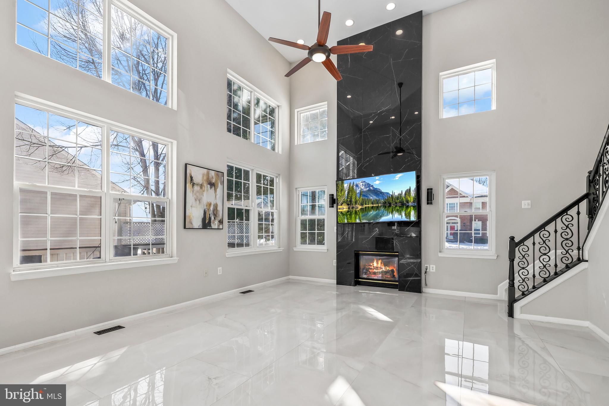 POTOMAC STATION - Residential