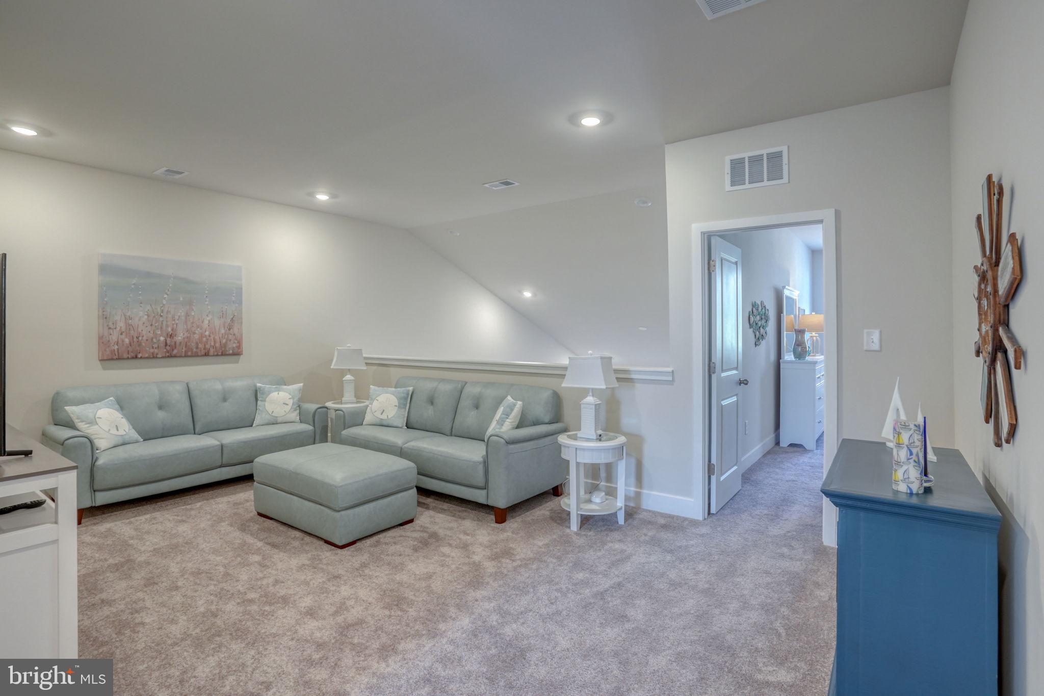 MILOS HAVEN - Residential