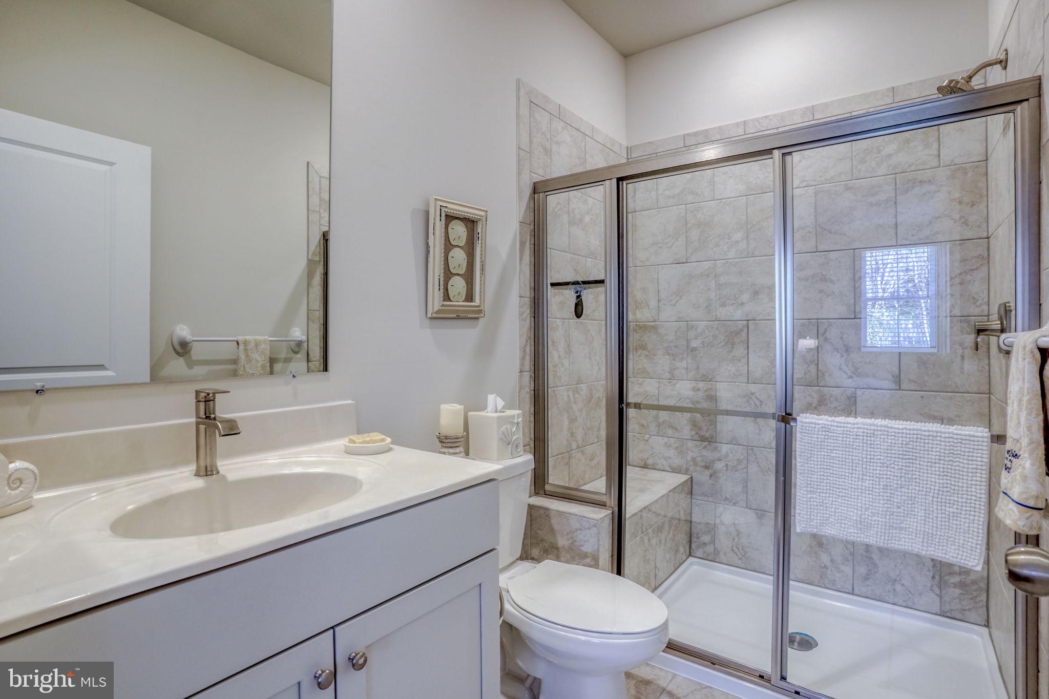 MILOS HAVEN - Residential