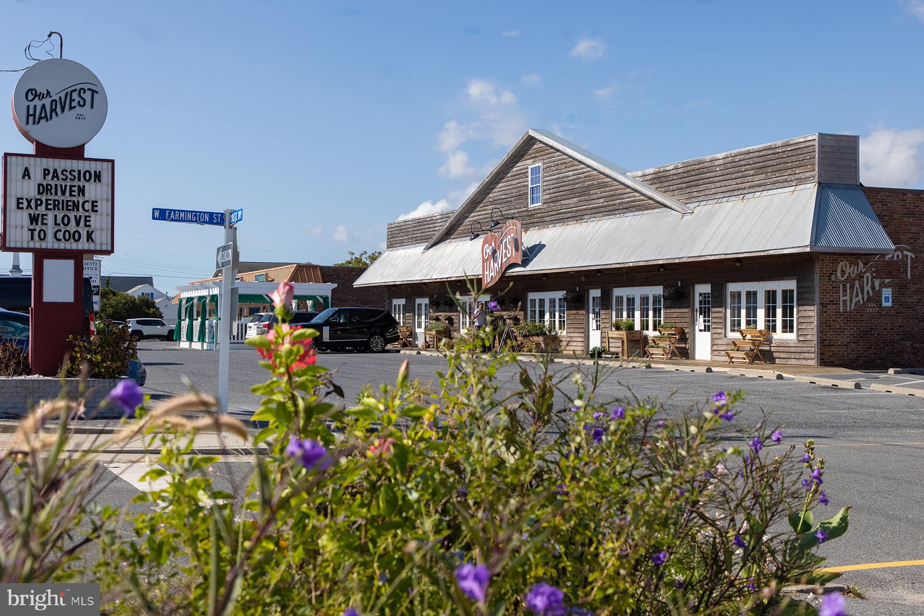 MILOS HAVEN - Residential