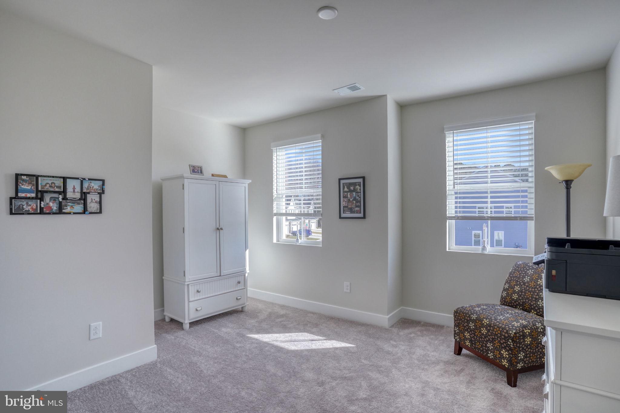 MILOS HAVEN - Residential