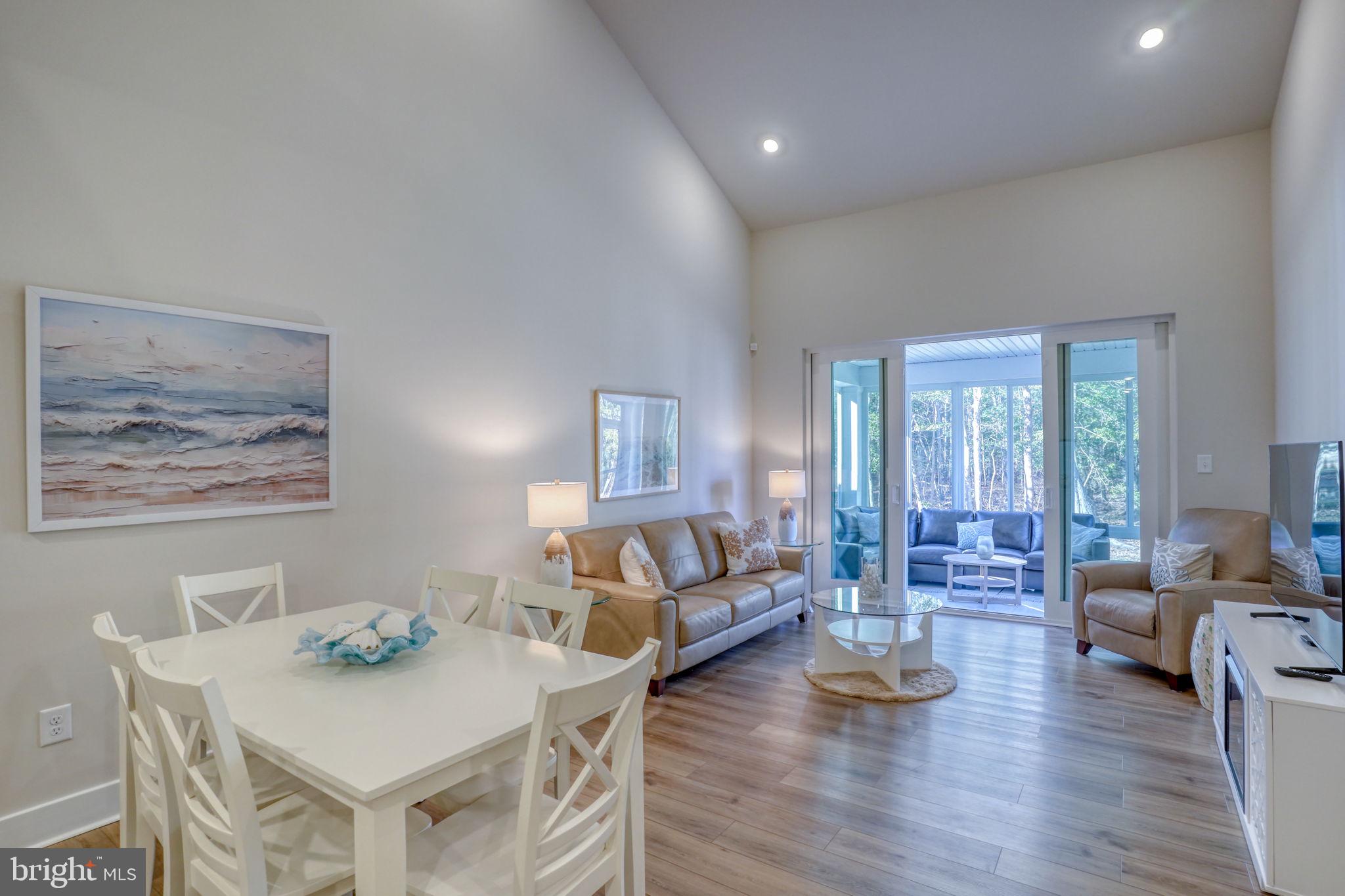 MILOS HAVEN - Residential