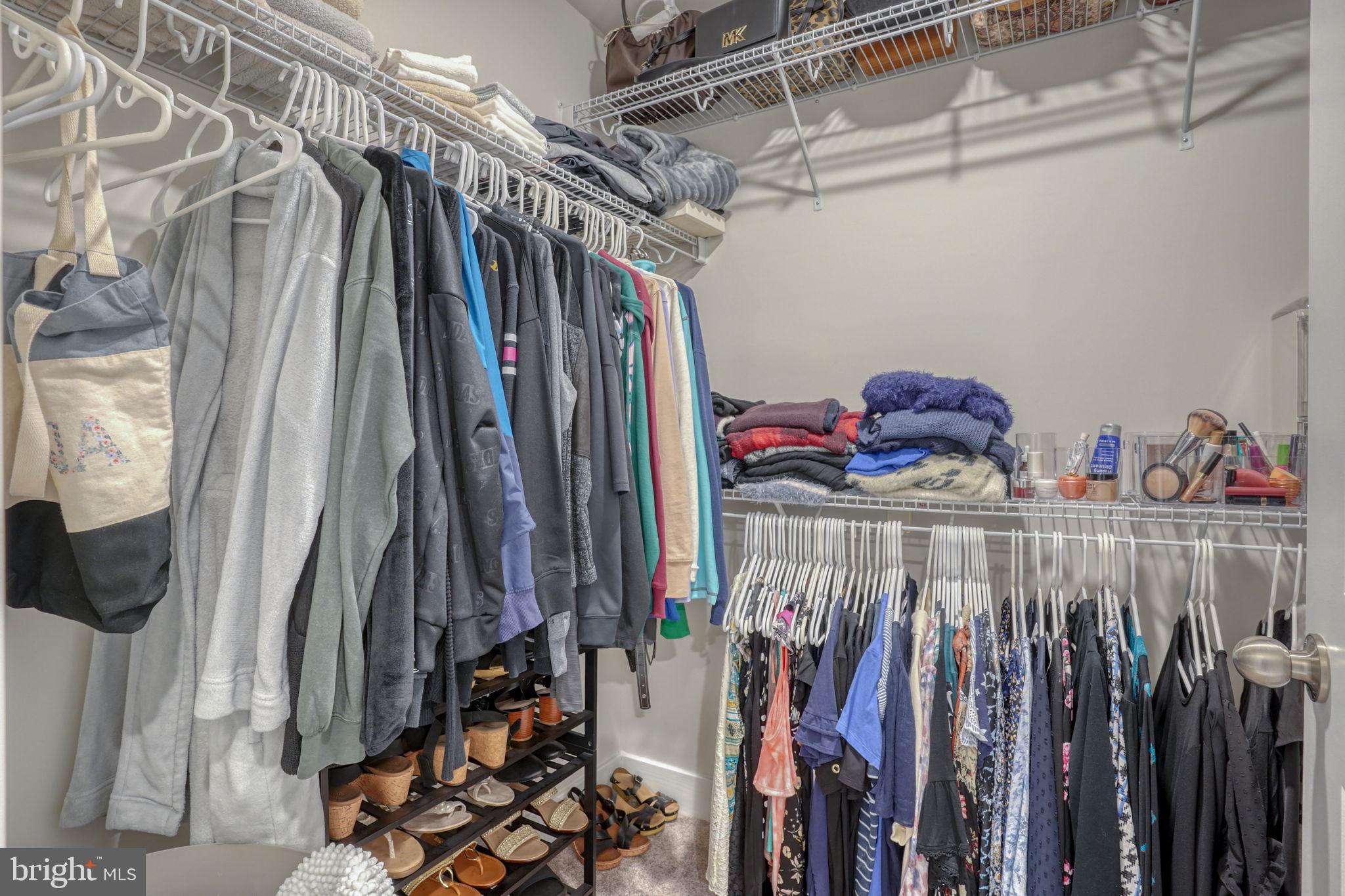 MILOS HAVEN - Residential