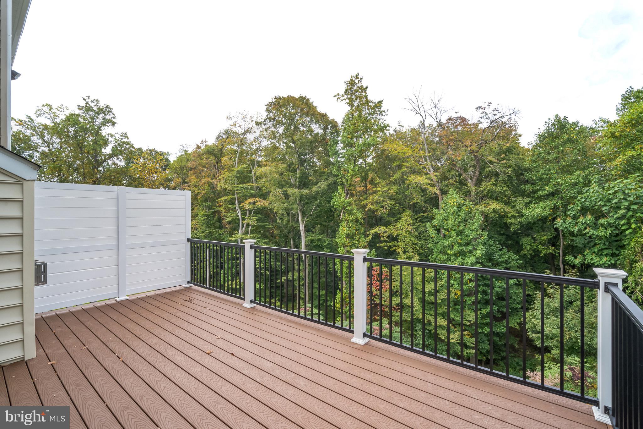 ROSE TREE WOODS - Residential