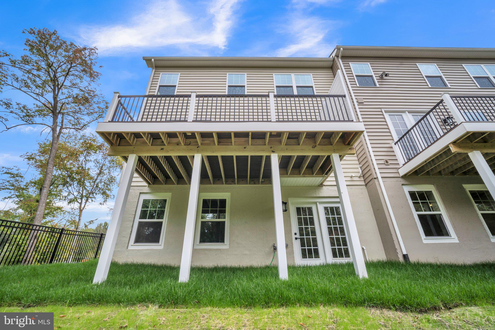 ROSE TREE WOODS - Residential