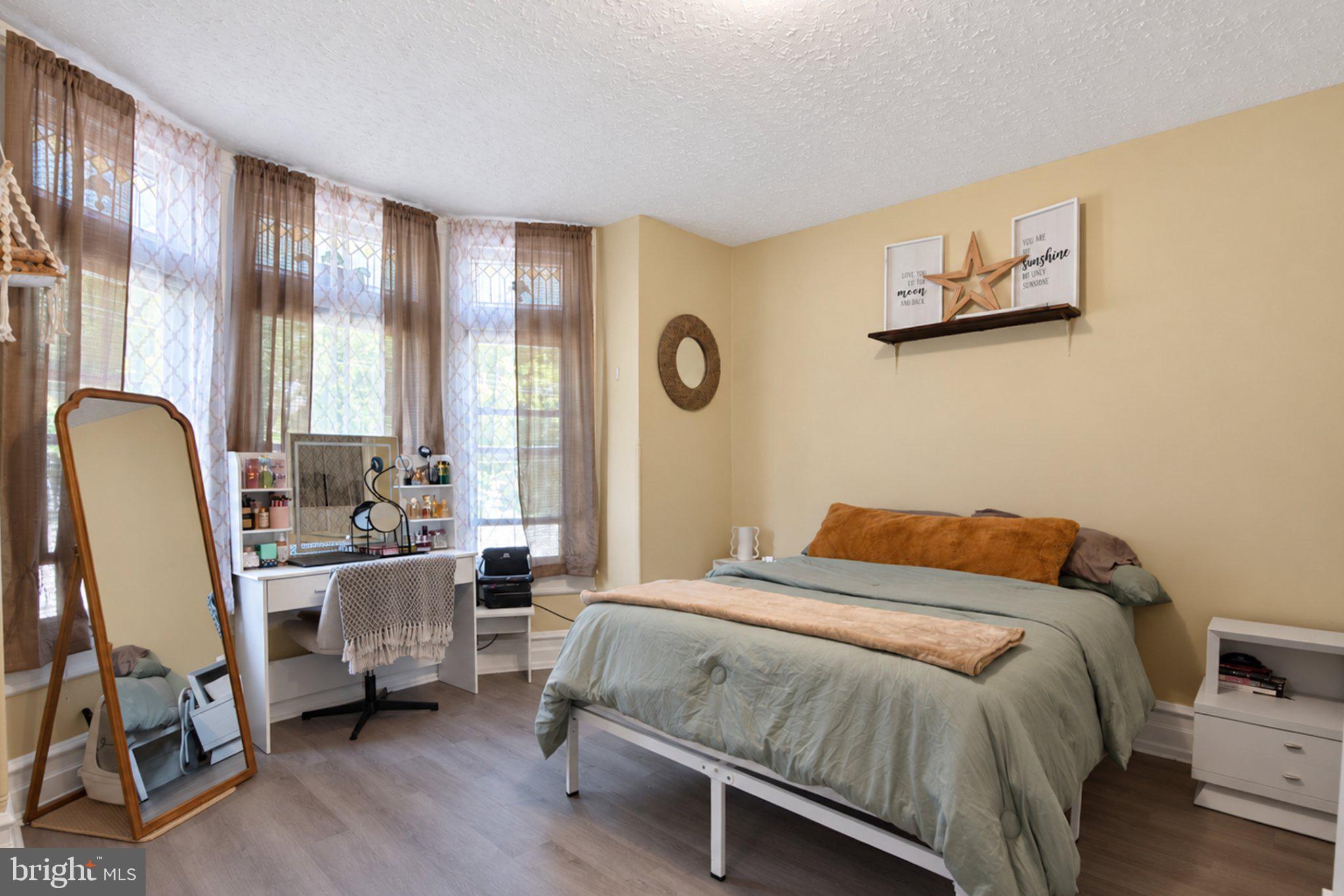 1642 MINERAL SPRING ROAD