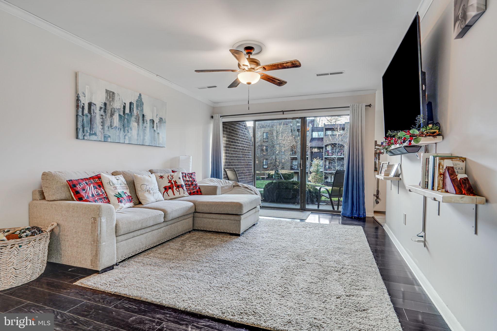 CHESTNUT GROVE - Residential