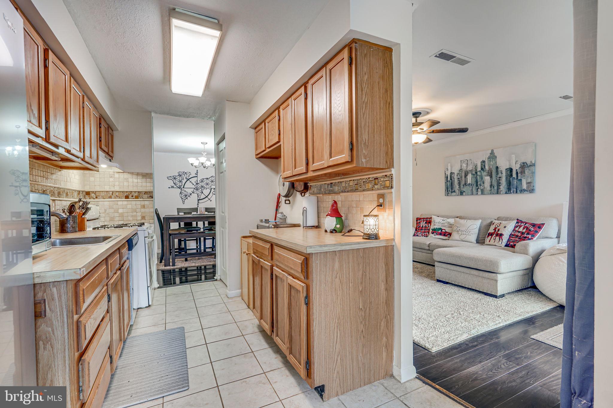 CHESTNUT GROVE - Residential