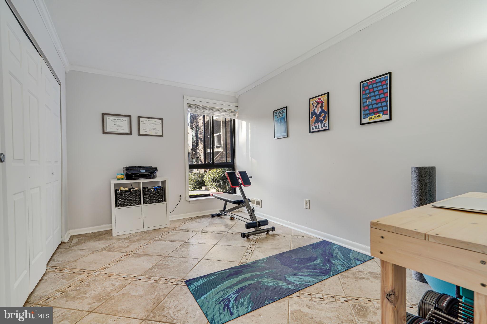 CHESTNUT GROVE - Residential