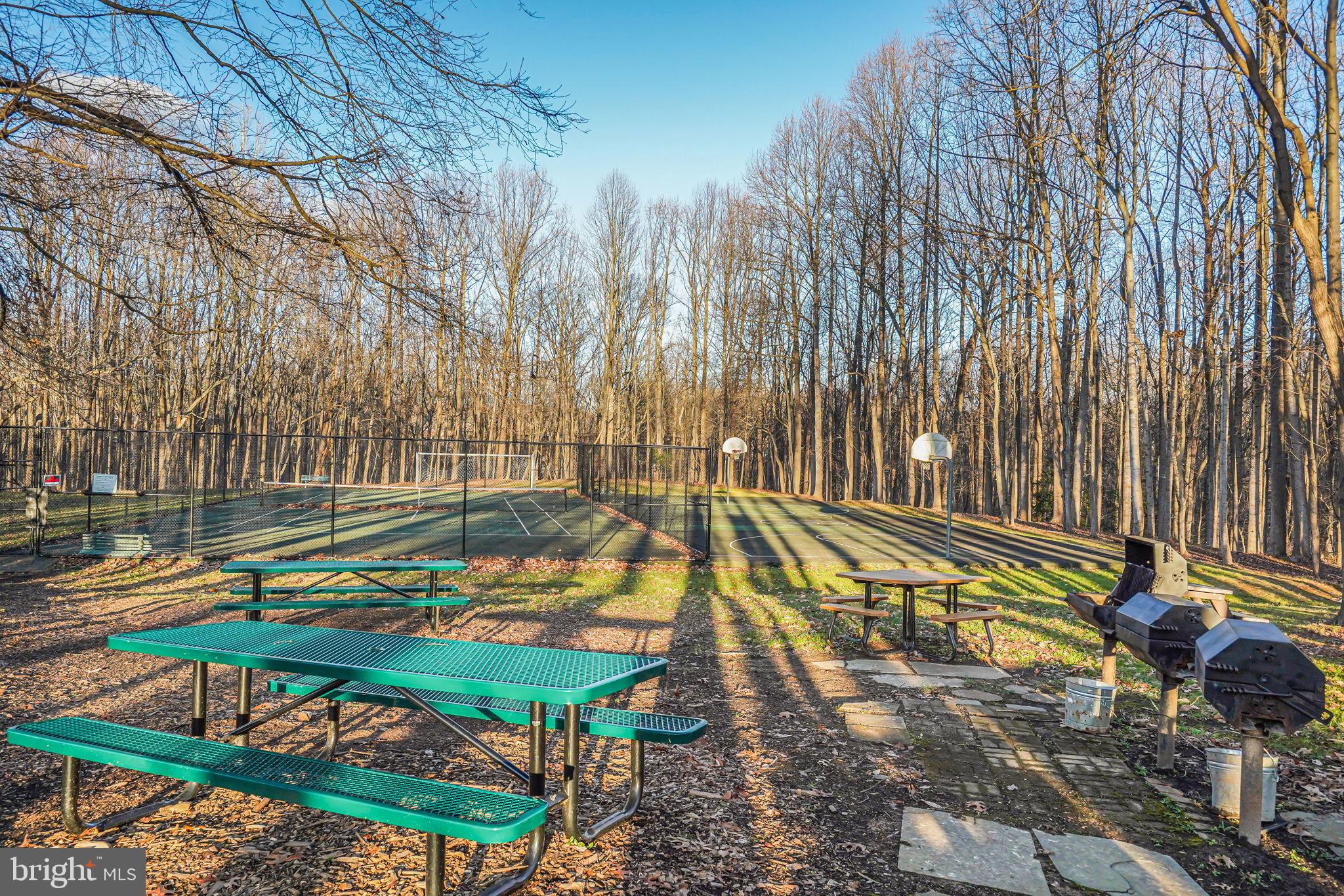 CHESTNUT GROVE - Residential