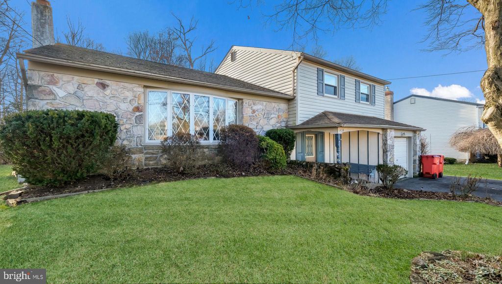 Photo of 1454 Kingsley Drive, WARMINSTER, PA 18974 (MLS # PABU2112240)