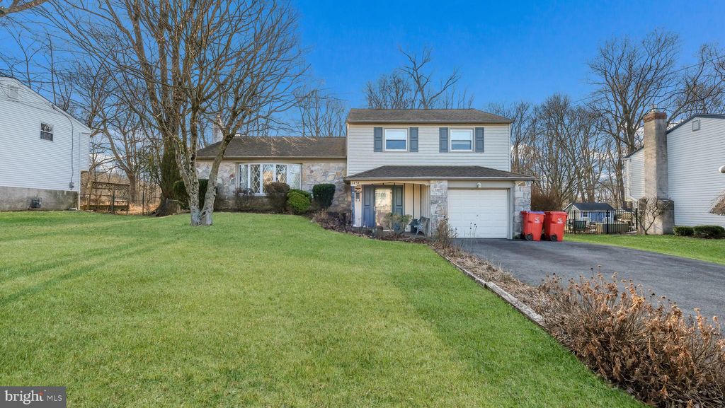 Photo of 1454 Kingsley Drive, WARMINSTER, PA 18974 (MLS # PABU2112240)