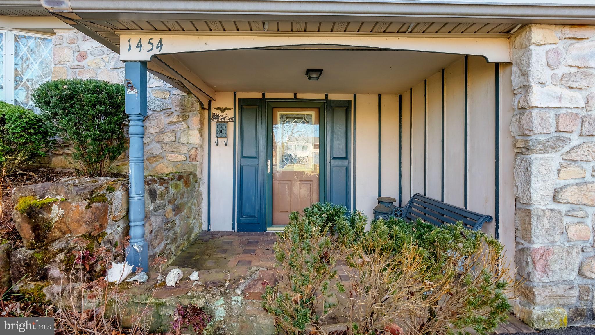 WILLOW FARMS - Residential