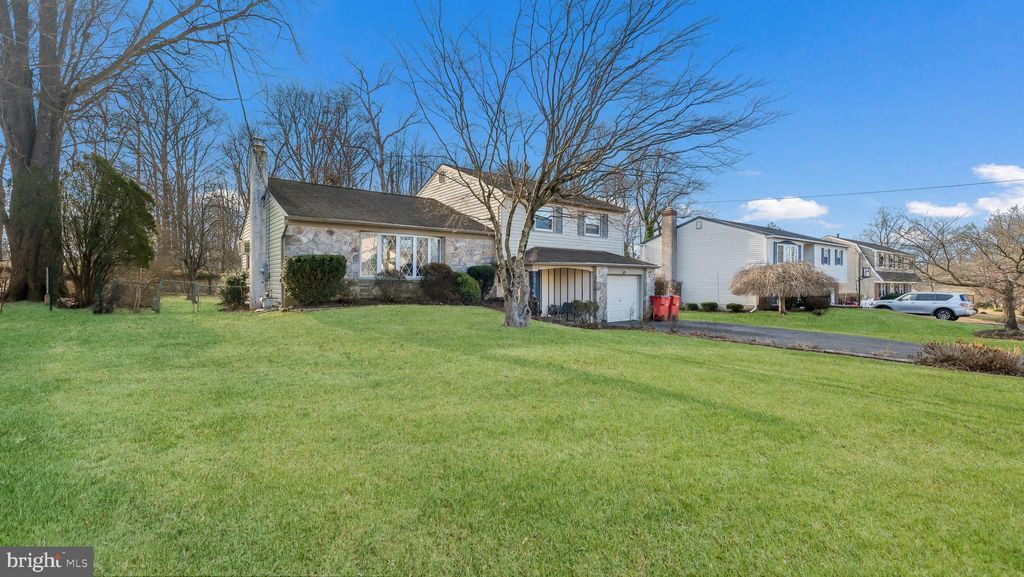 Photo of 1454 Kingsley Drive, WARMINSTER, PA 18974 (MLS # PABU2112240)