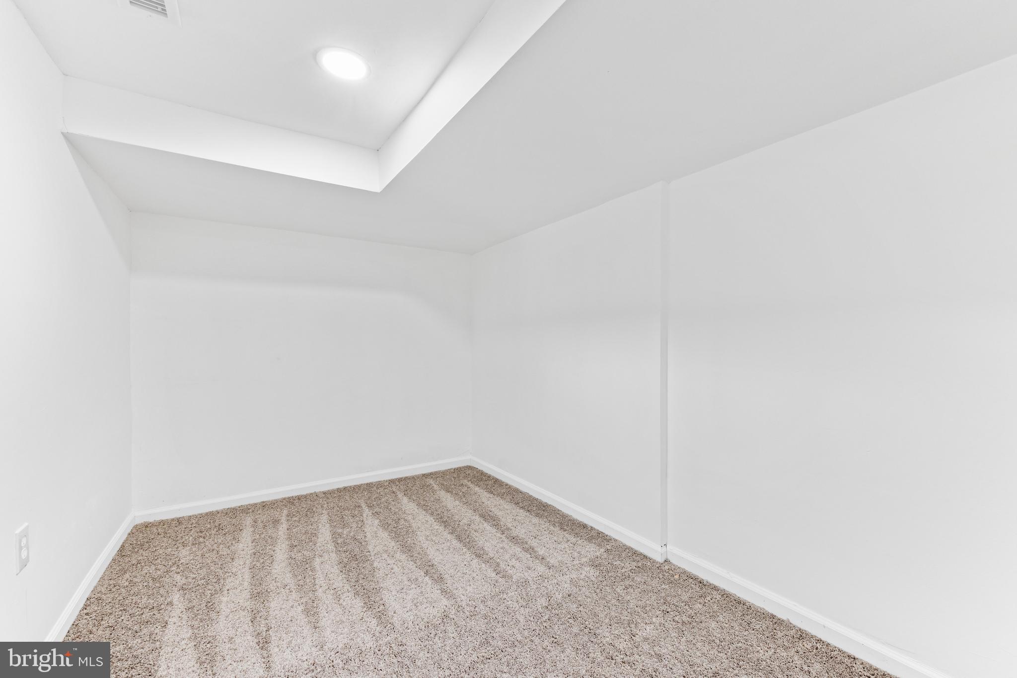 WOODLAWN- FELDMANS ADDN - Residential