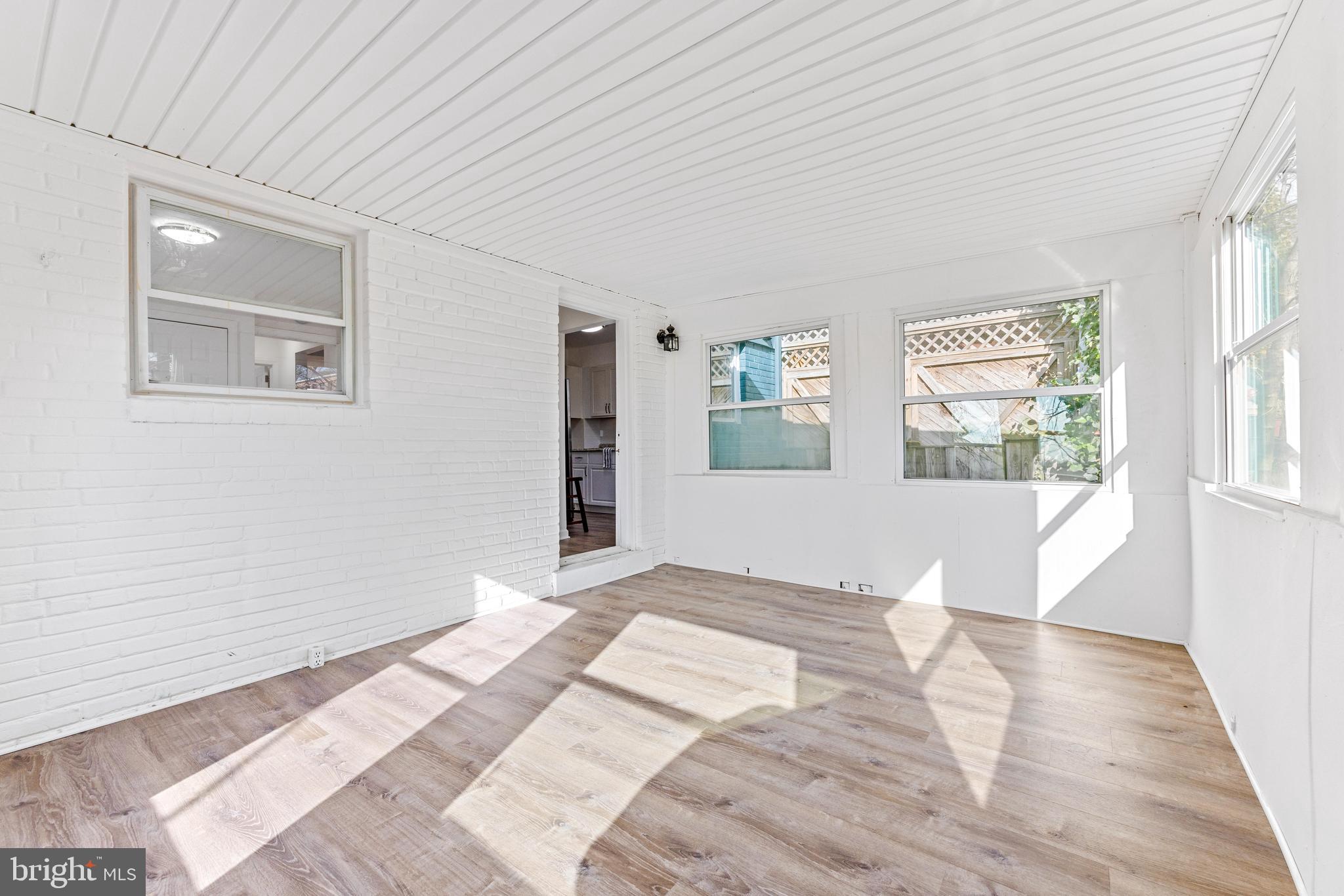 WOODLAWN- FELDMANS ADDN - Residential