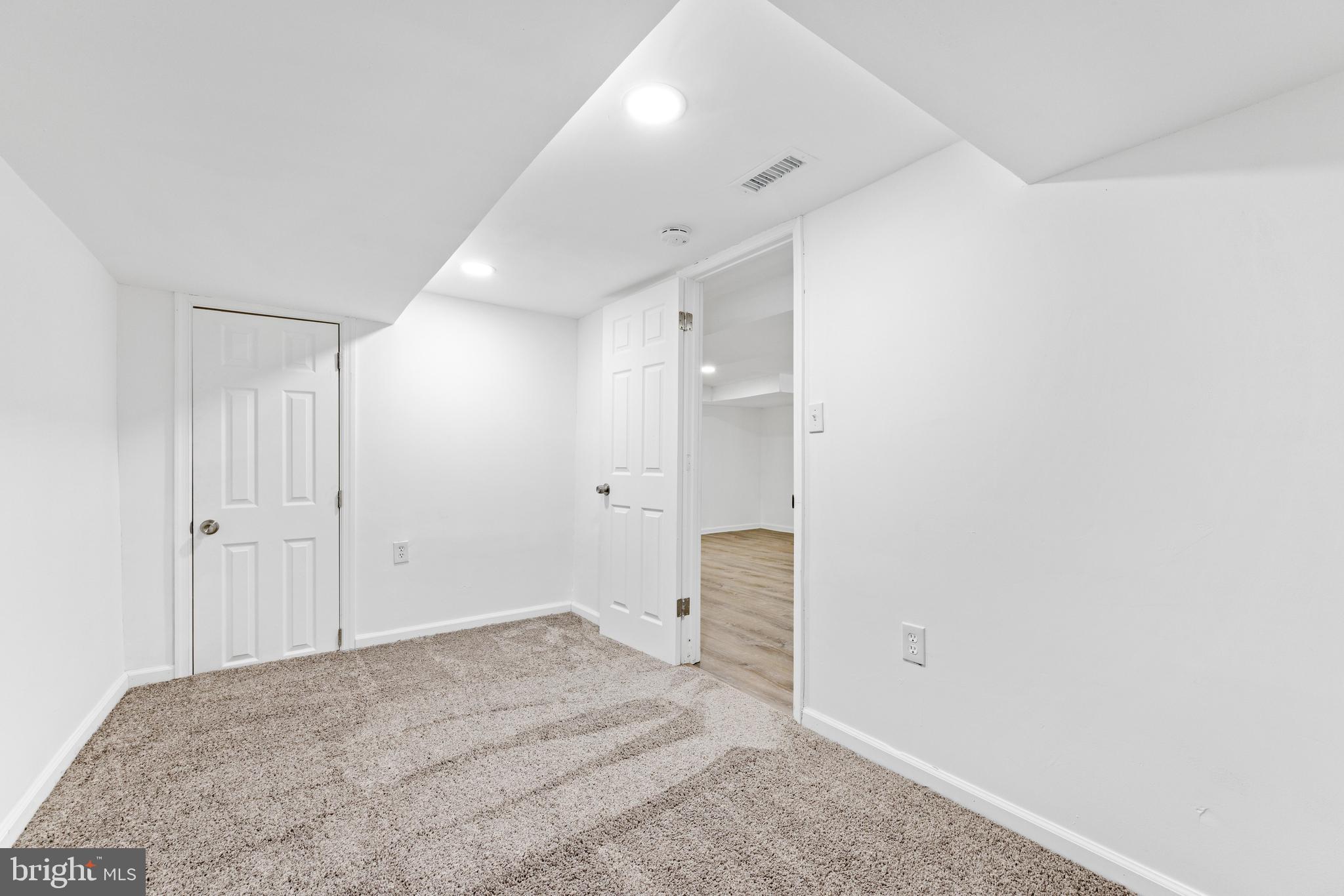 WOODLAWN- FELDMANS ADDN - Residential