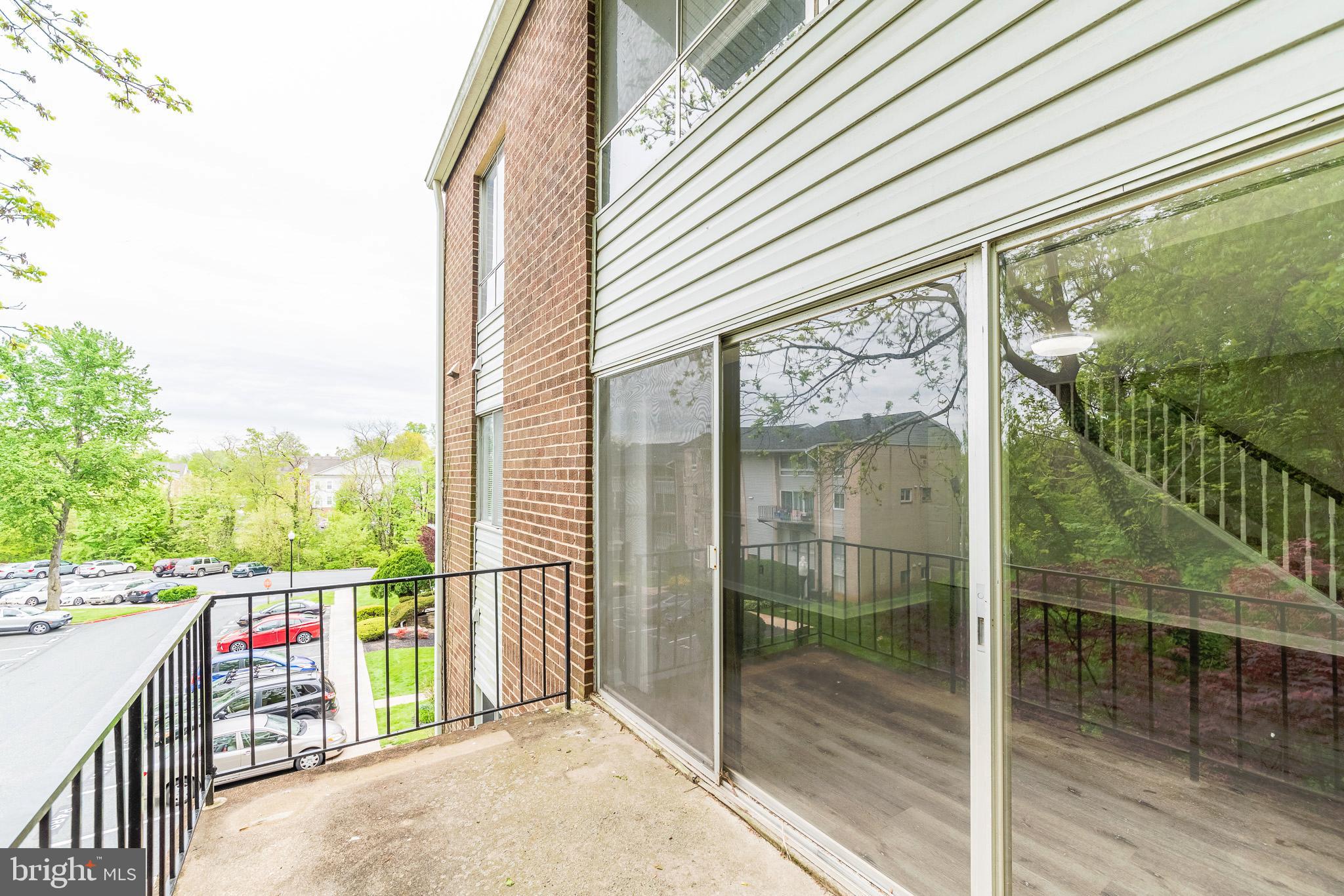 MOORES MILL MANOR - Residential