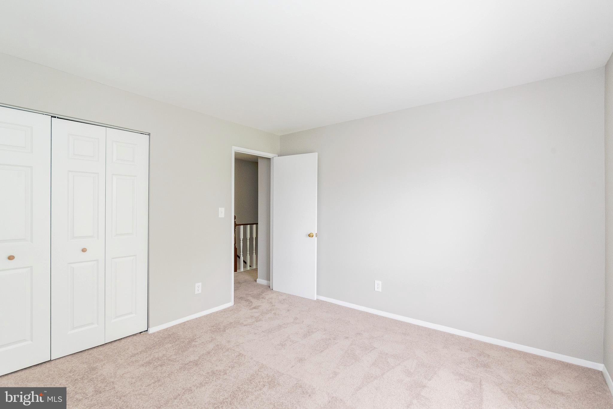 MOORES MILL MANOR - Residential