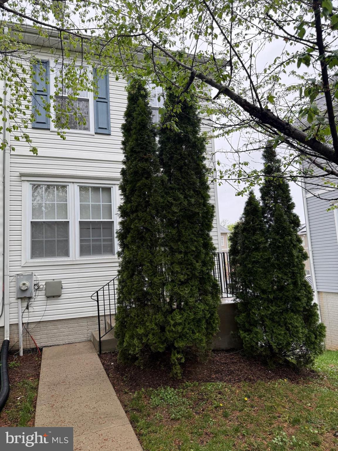 1512 TANNER COURT SE