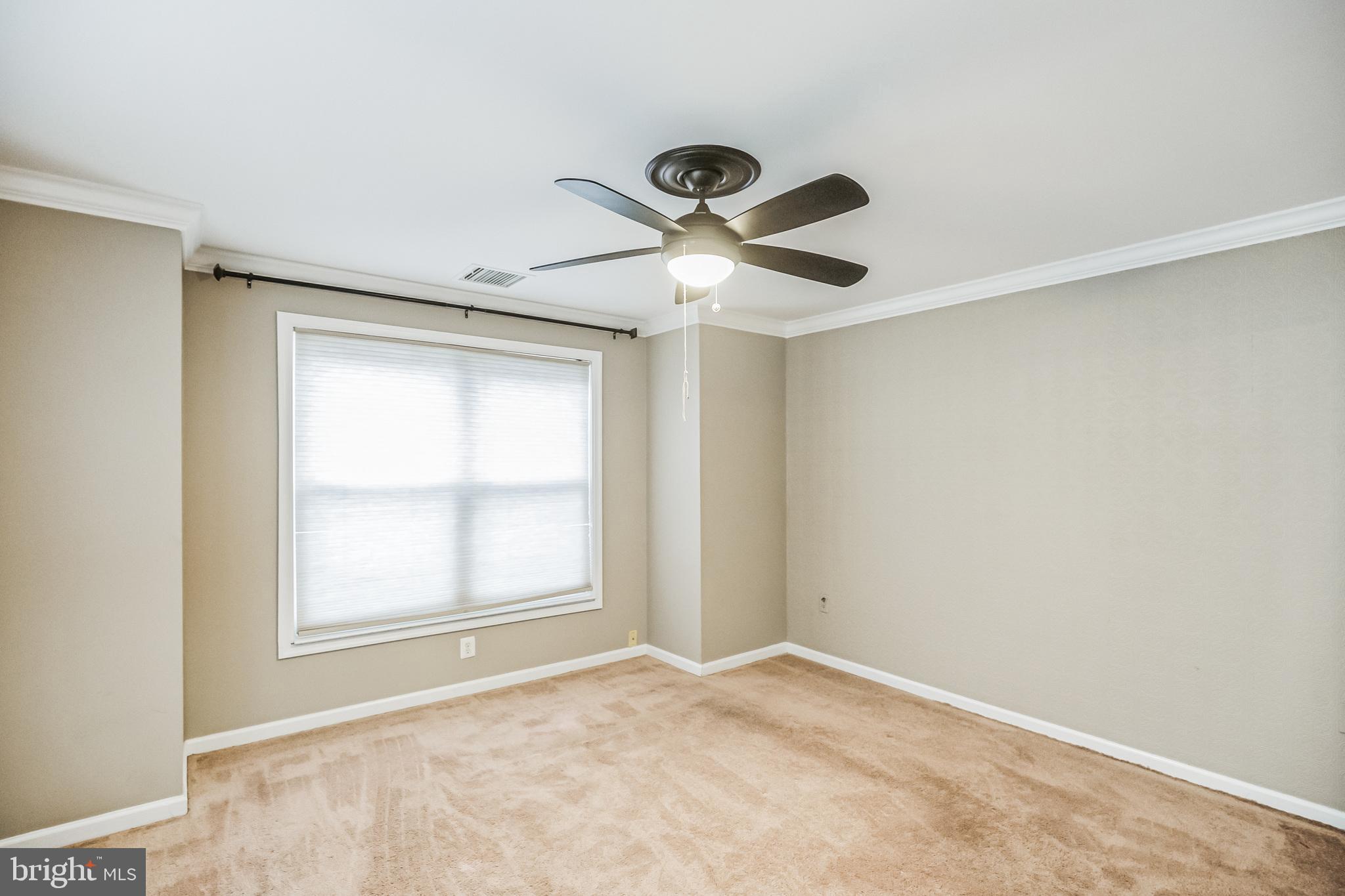 LUDLOW - Residential