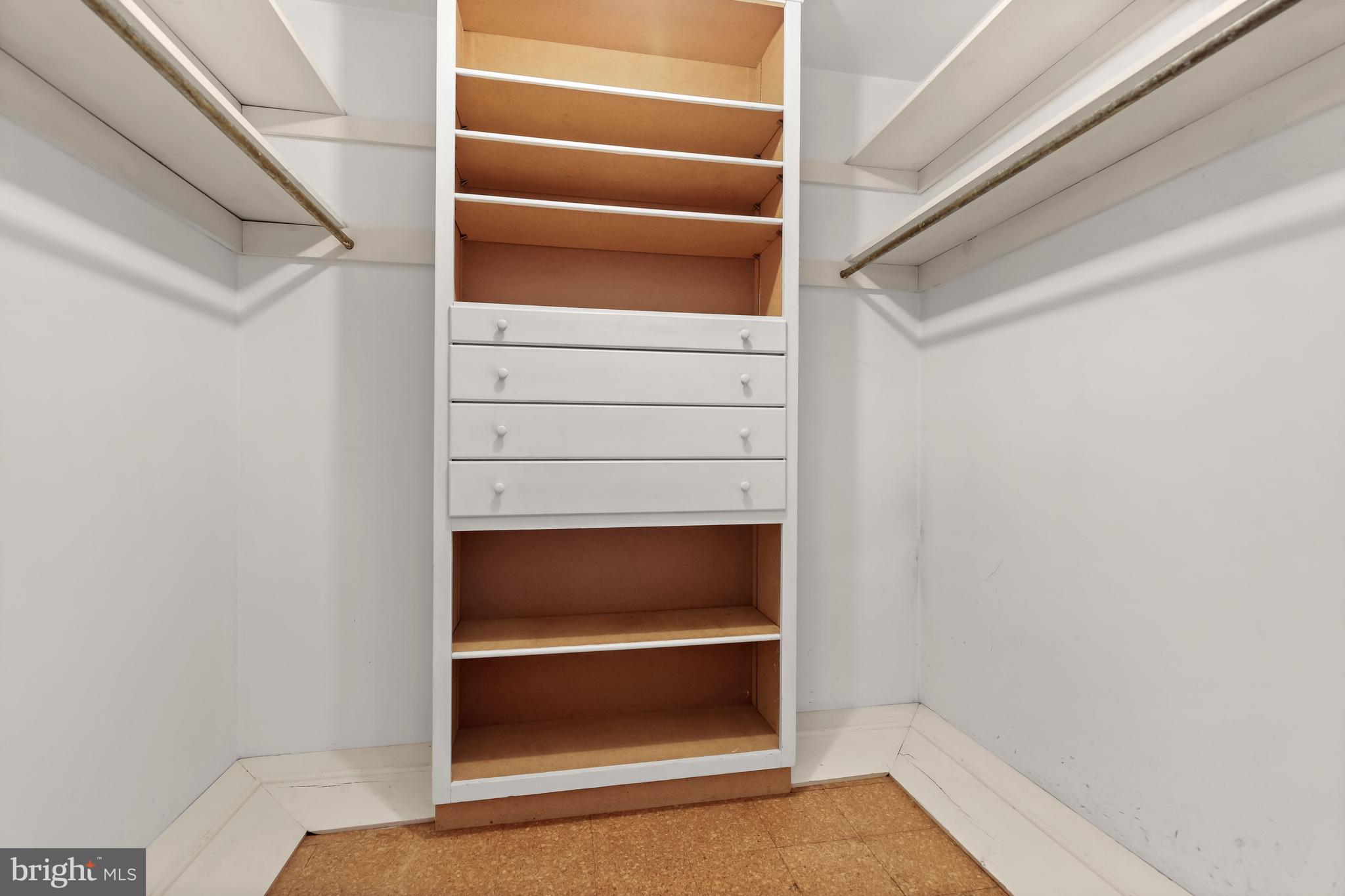 CHESWOLDE - Residential