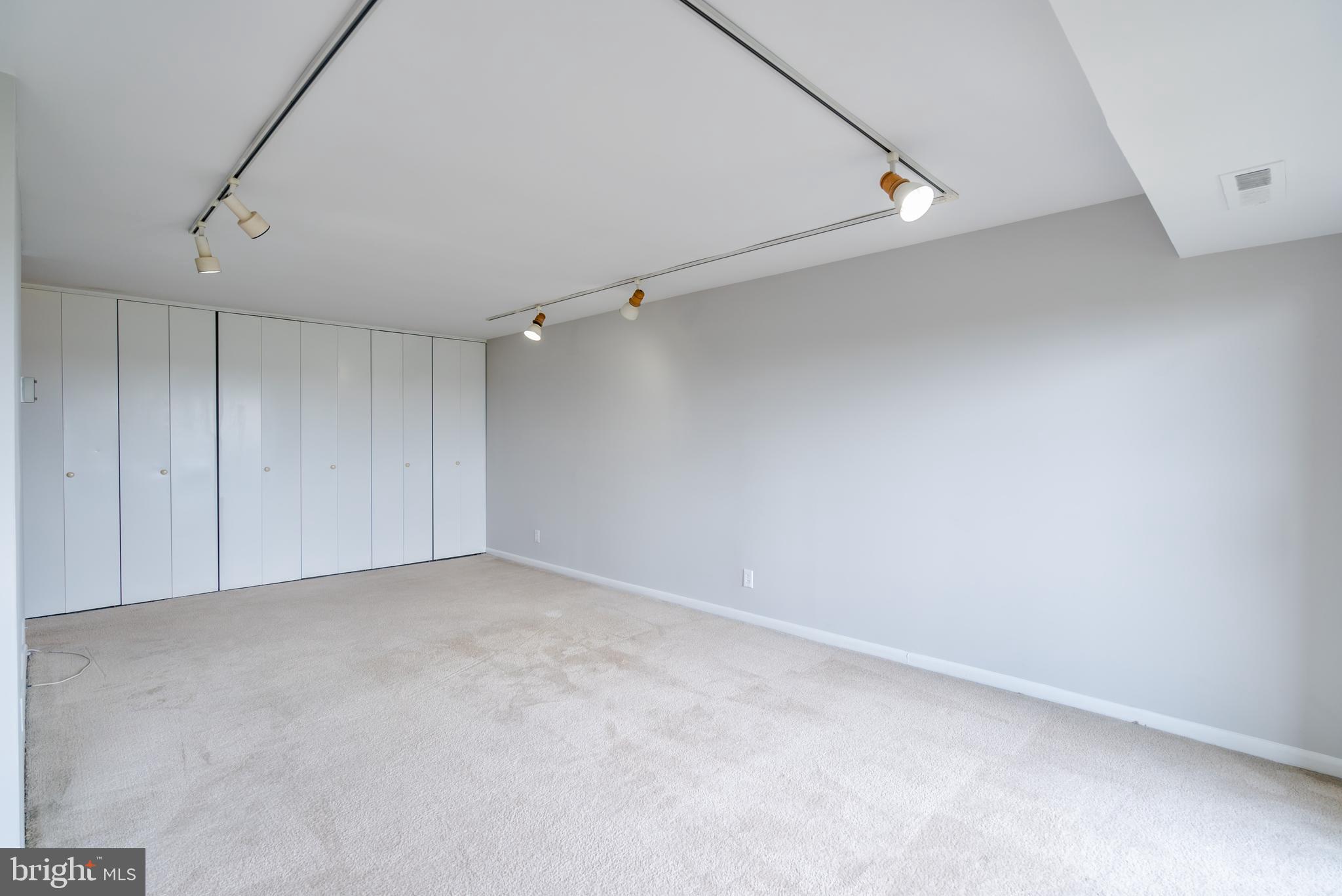 WOODLAKE TOWERS - Residential Lease