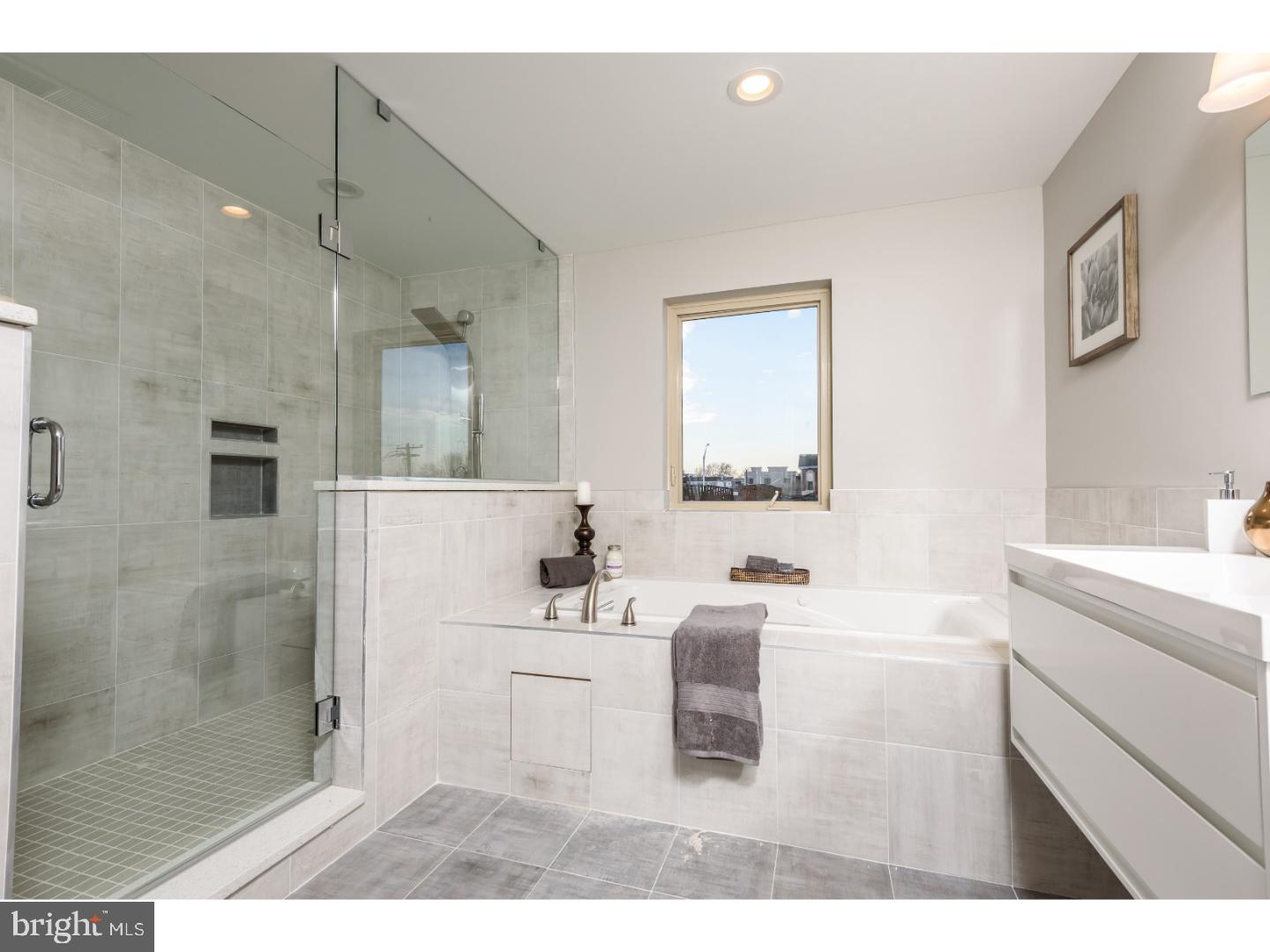 OLDE KENSINGTON - Residential