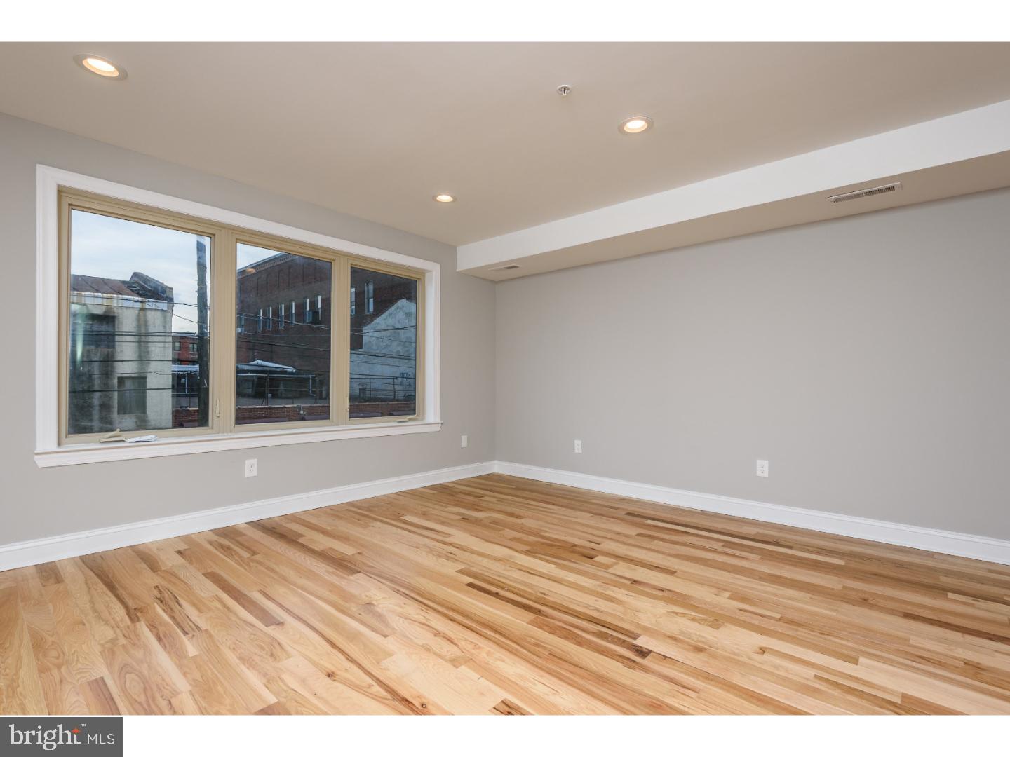 OLDE KENSINGTON - Residential