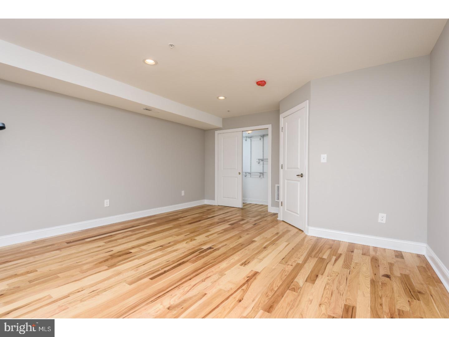 OLDE KENSINGTON - Residential