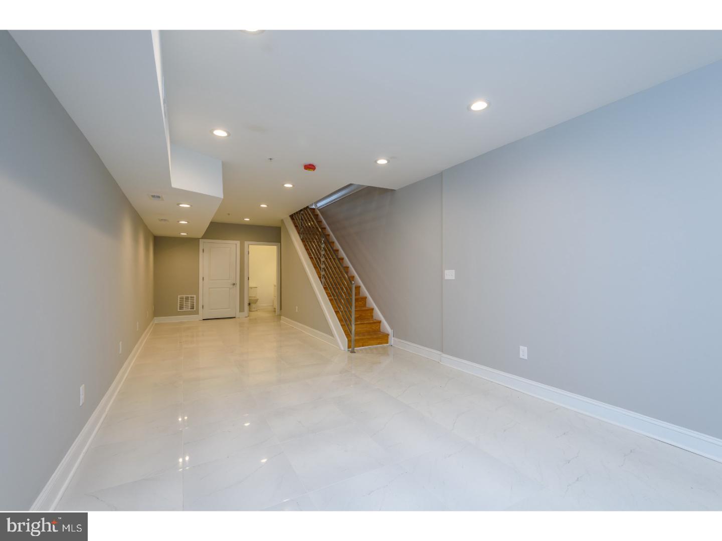 OLDE KENSINGTON - Residential