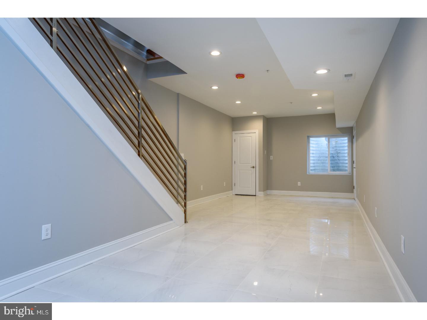 OLDE KENSINGTON - Residential