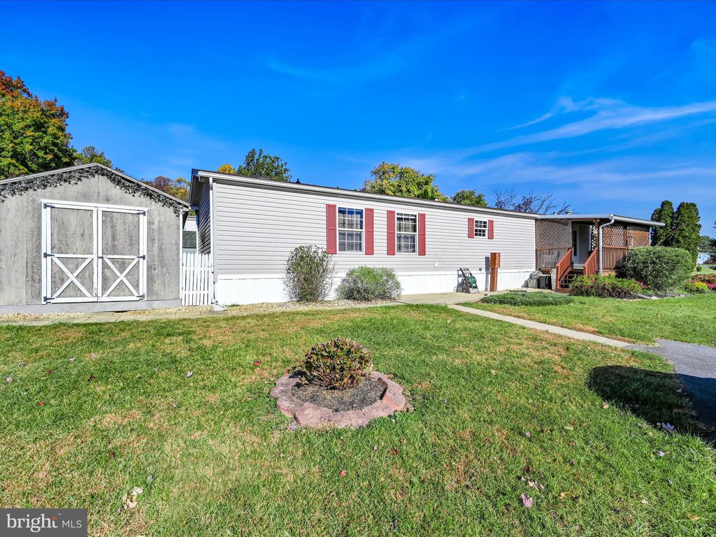 Photo of 15 Ridgedale Avenue, New Providence, PA 17560 (MLS # PALA2059400)