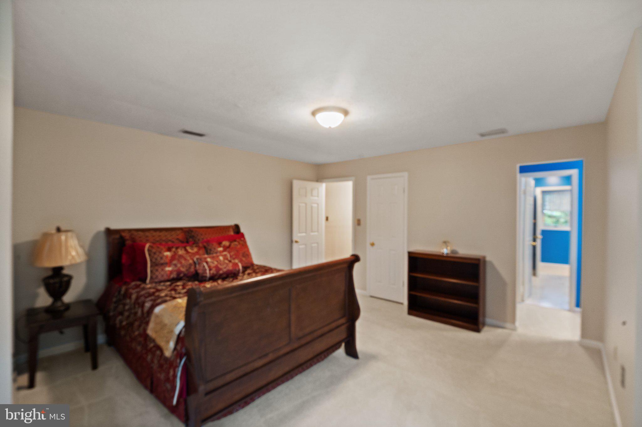 BRADDOCK FARMS - Residential