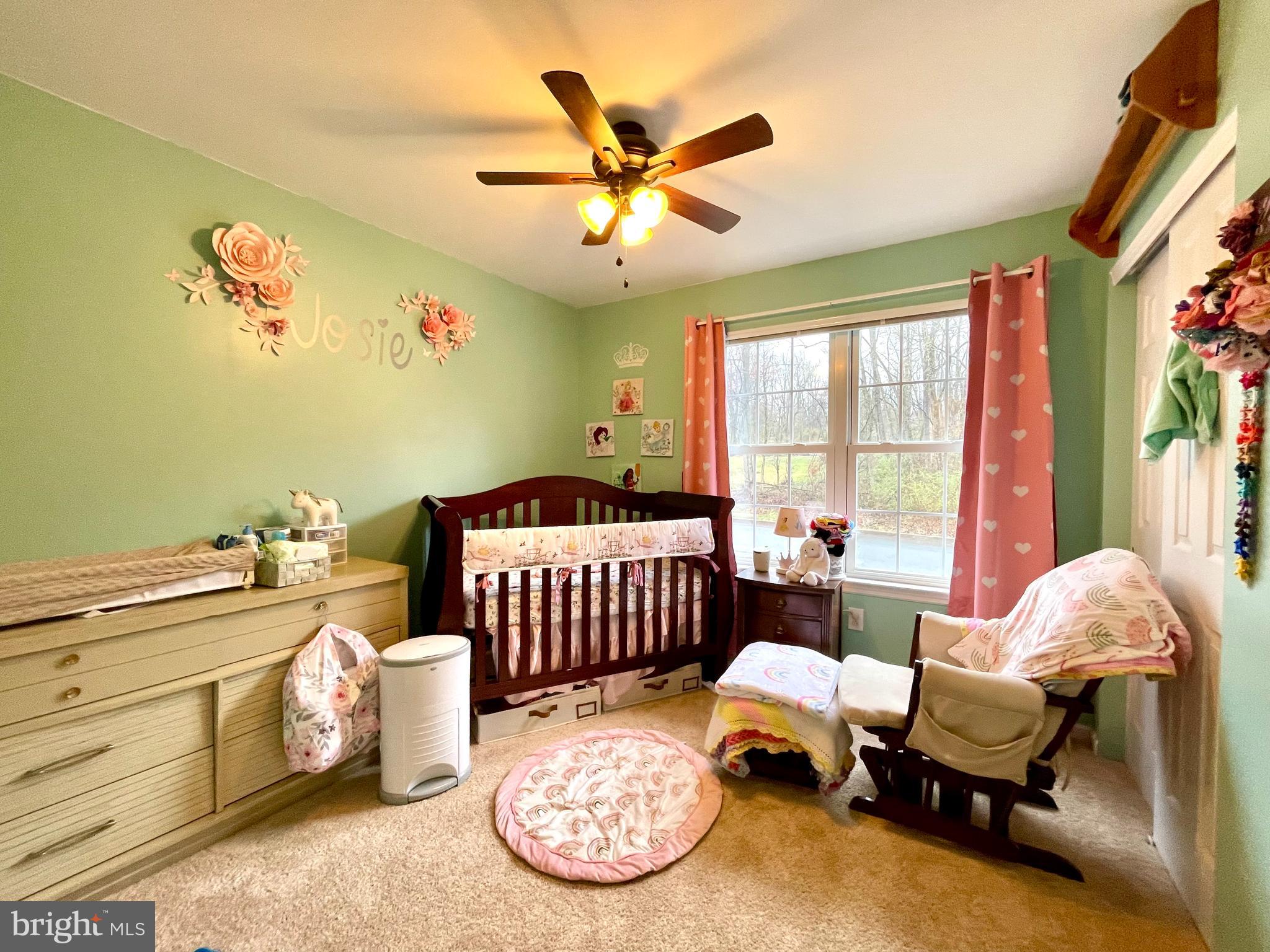 CREEKSIDE - Residential