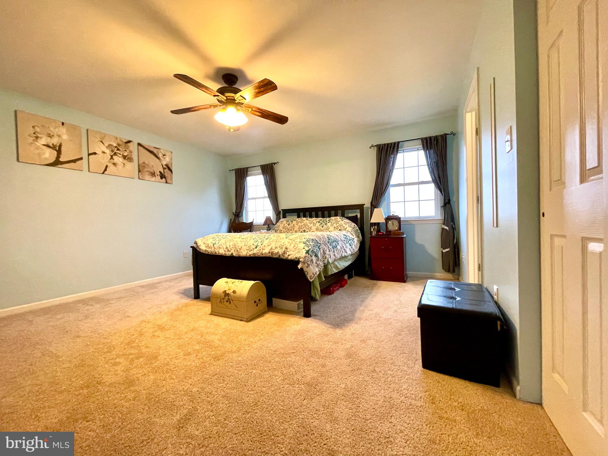 CREEKSIDE - Residential