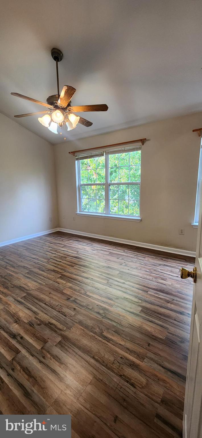 PARK RIDGE - Residential Lease