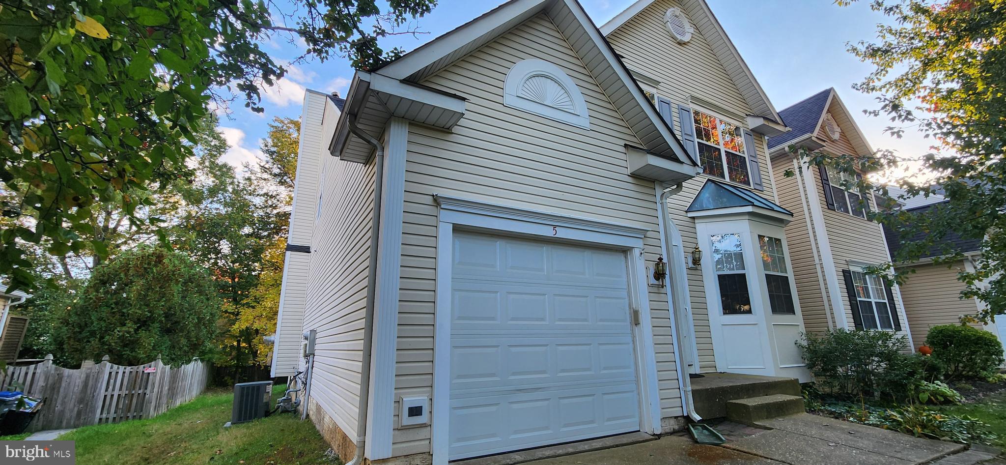 PARK RIDGE - Residential Lease