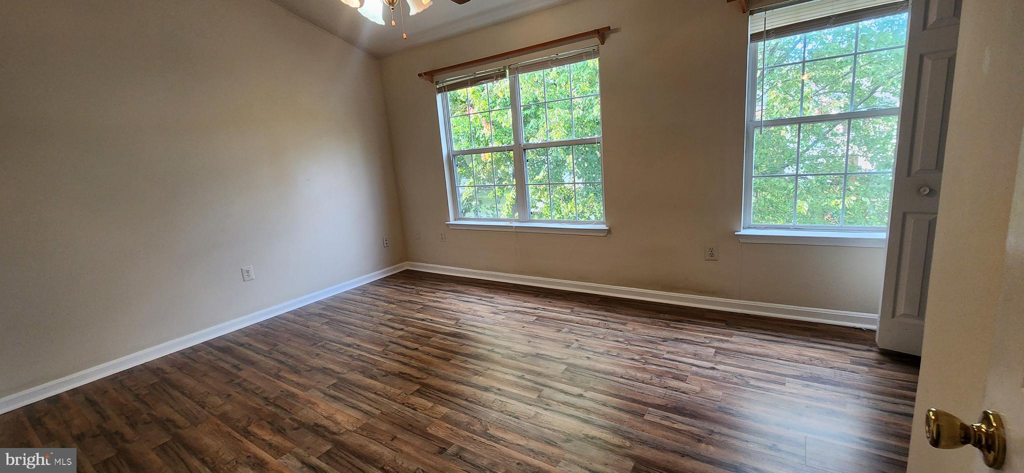 PARK RIDGE - Residential Lease