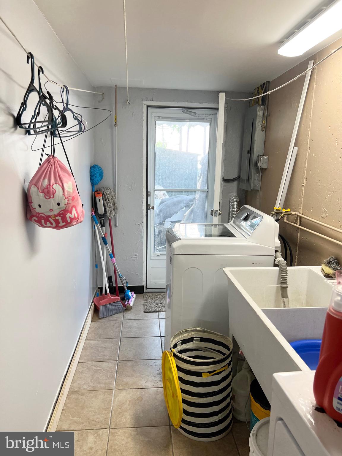 MAYFAIR - Residential