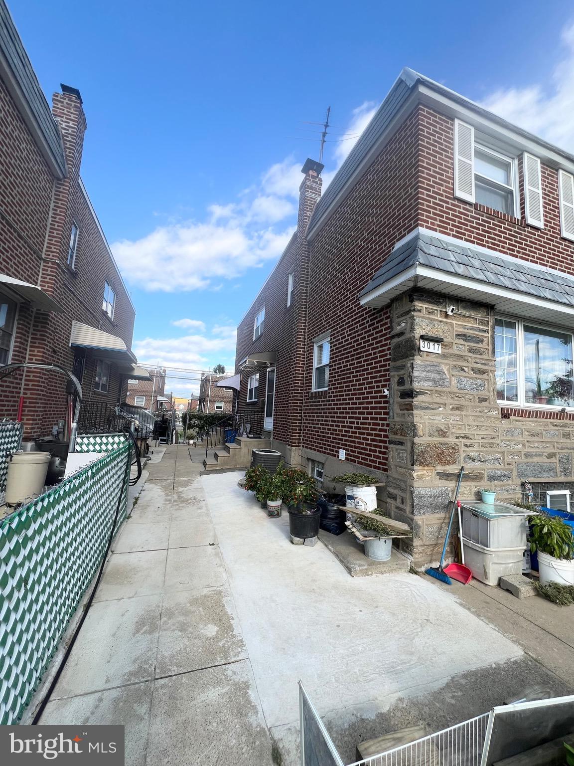 MAYFAIR - Residential