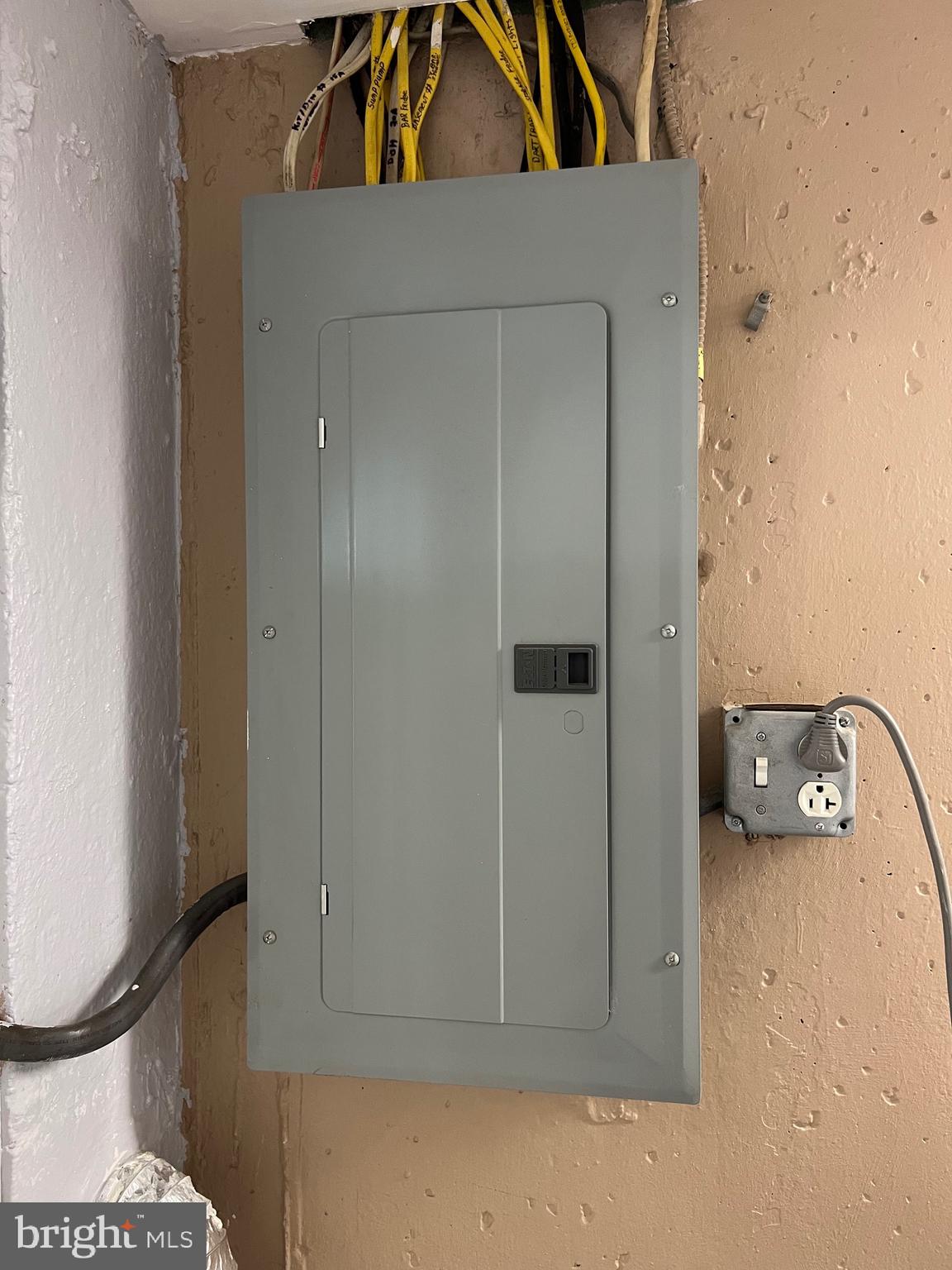 MAYFAIR - Residential