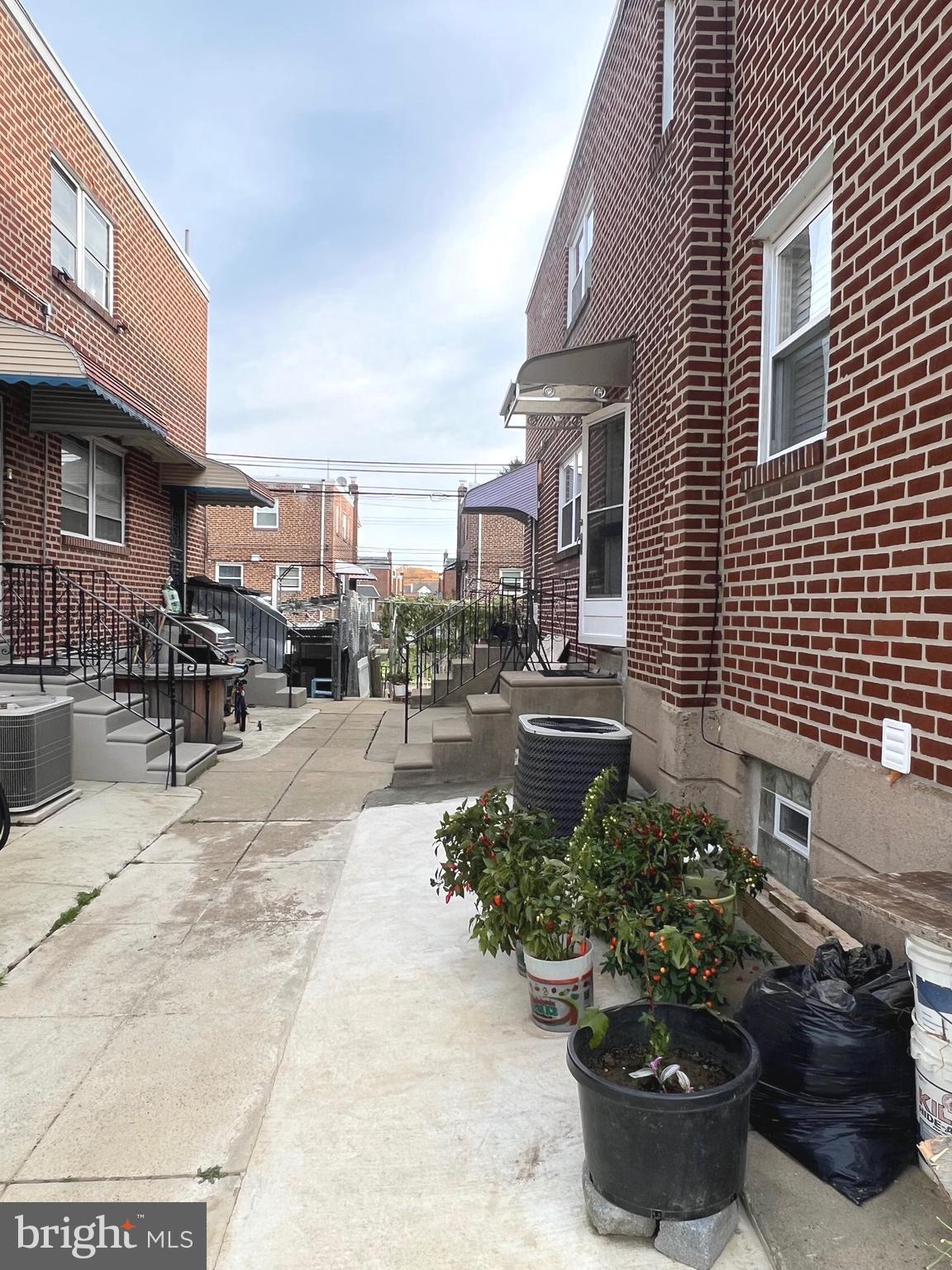 3017 GUILFORD STREET