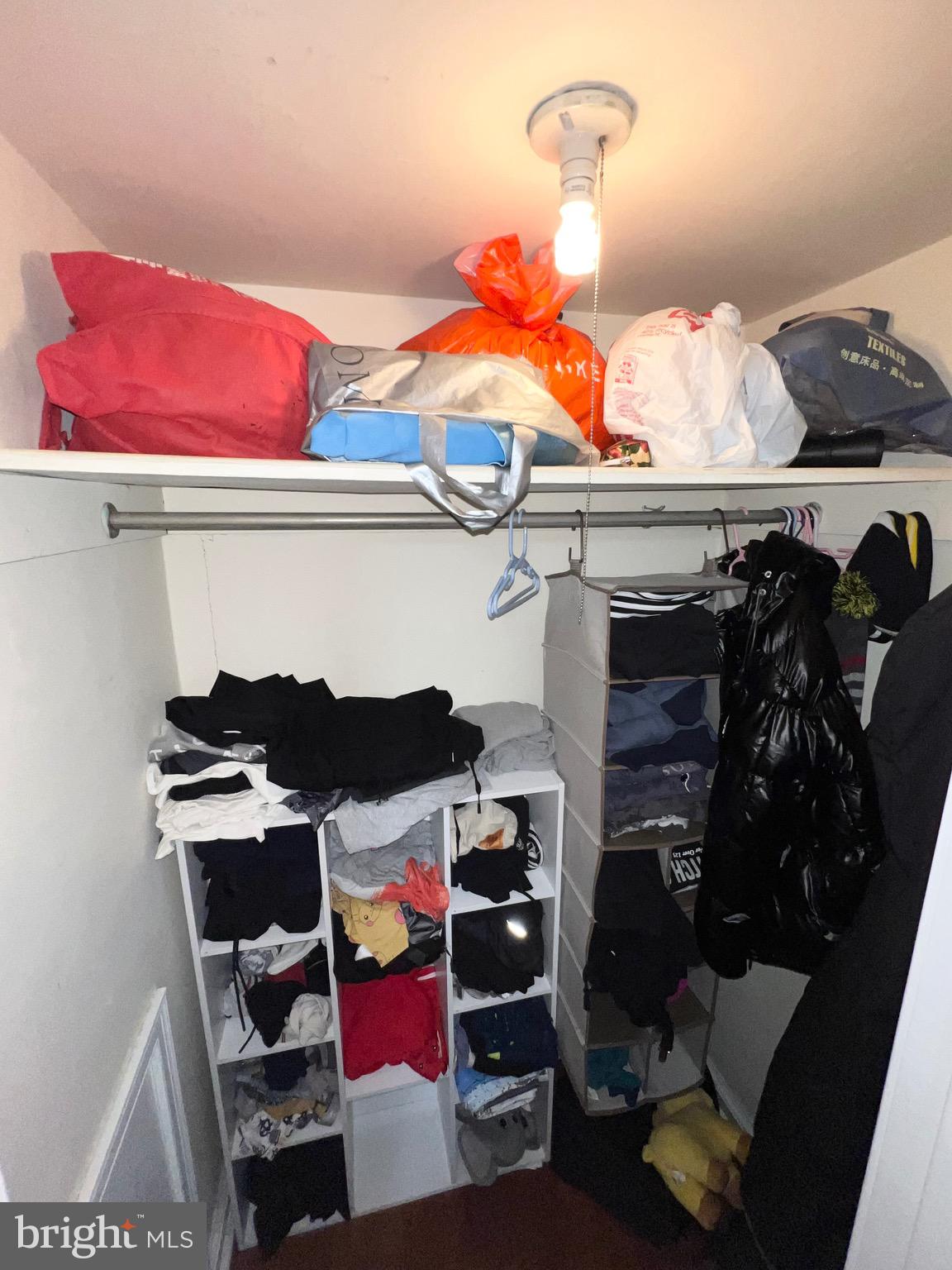 MAYFAIR - Residential