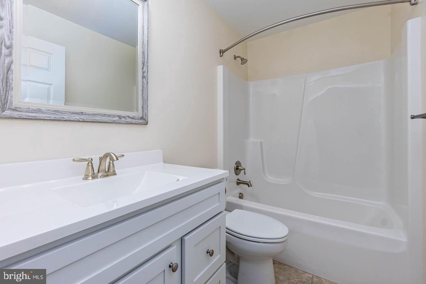 OWENS LANDING - Residential Lease