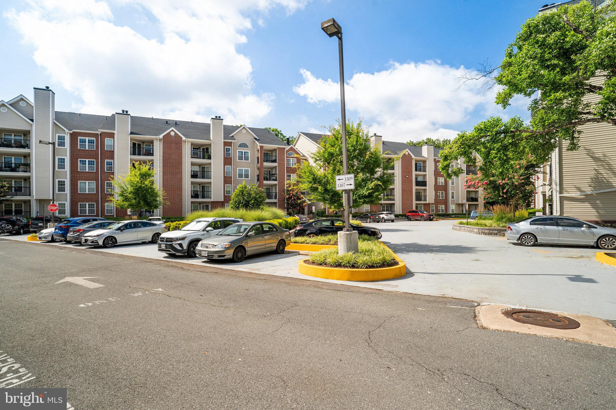3315 WYNDHAM CIRCLE 2221