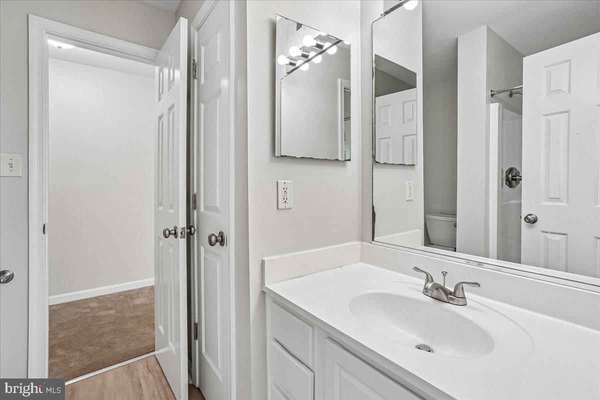 CEDAR LEE CONDOMINIUM - Residential