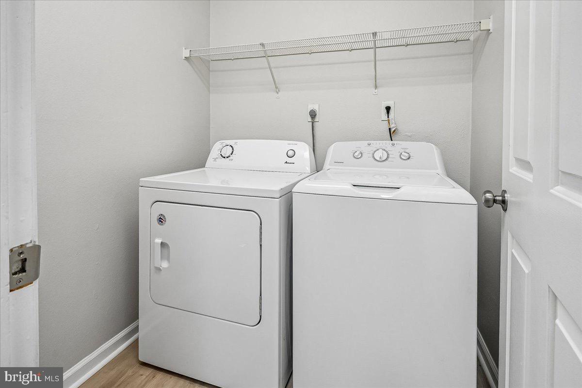 CEDAR LEE CONDOMINIUM - Residential