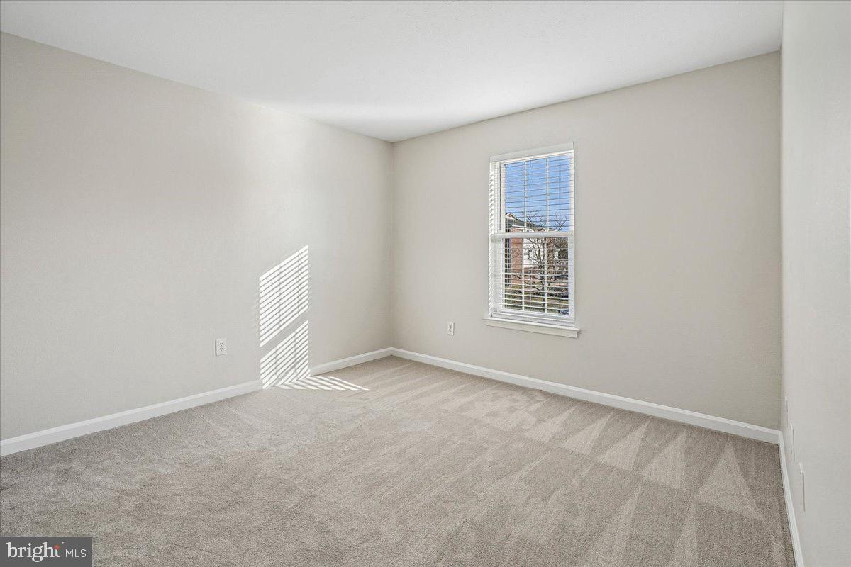 CEDAR LEE CONDOMINIUM - Residential